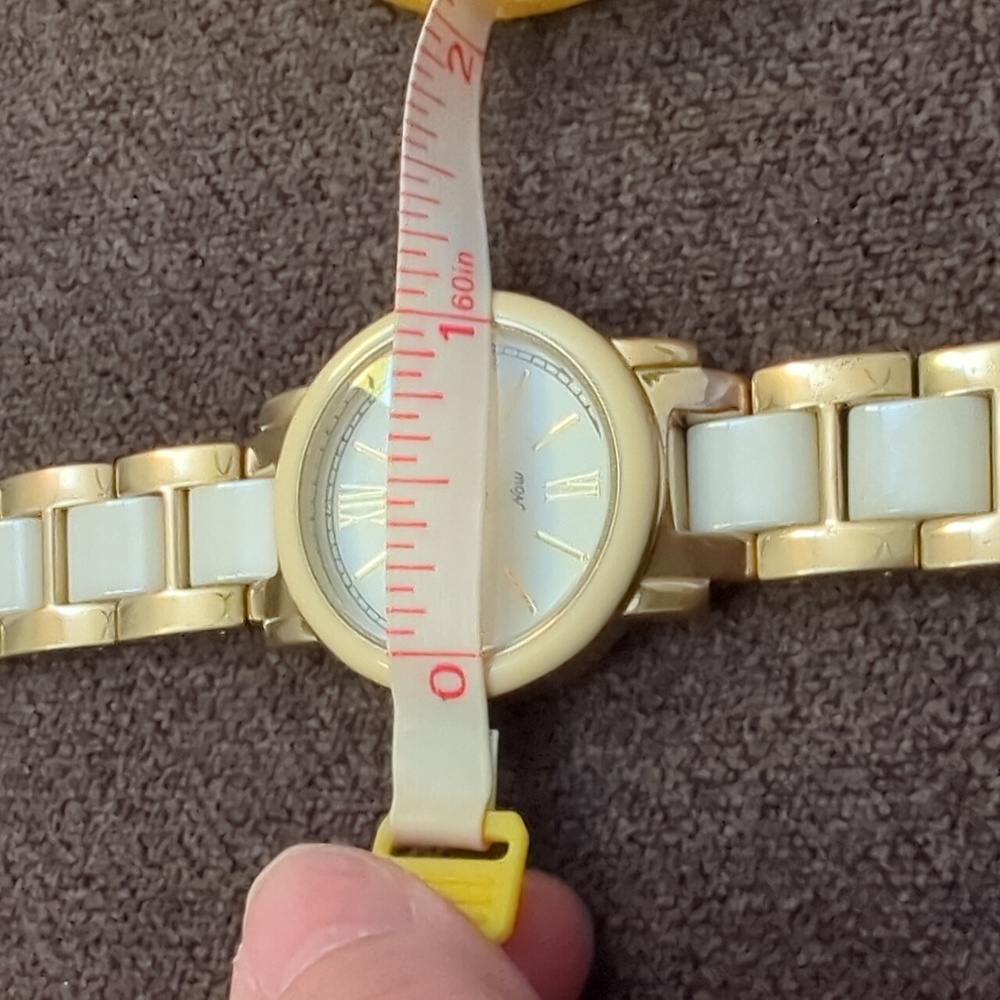 Armitron Watch - Picture 4 of 5